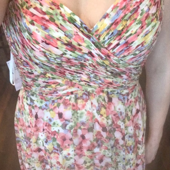 Staceys Bridal Evening Gown/Prom Dress. NWT Perfect Condition ! Sz 8-10 54” long - Picture 5 of 11